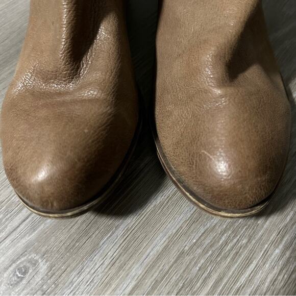 Lucky Brand Basel Taupe Dune Side Zip‎ Block Heel Leather Booties Size 8 - Picture 8 of 10
